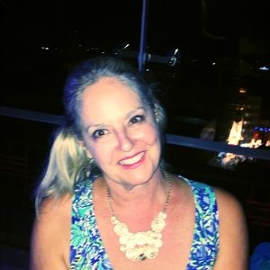 Meet your Posher, Robin